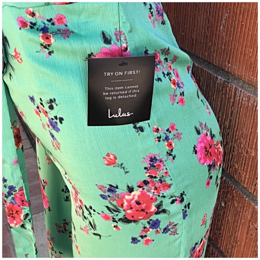 FEW LEFT❗Lulu's Mint Floral Cropped Jumpsuit - Picture 4 of 7